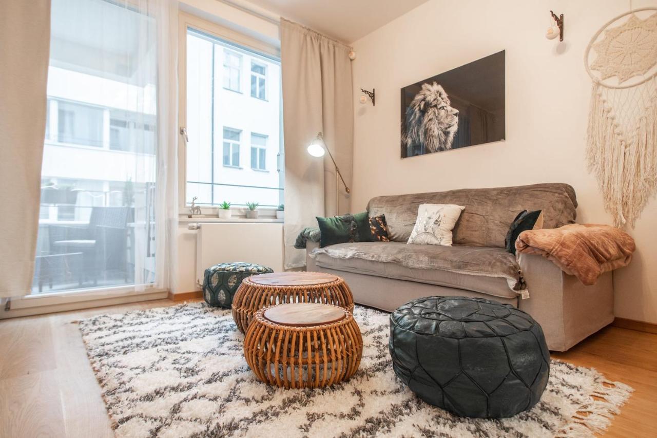 Apartment With Balcony Прага Екстер'єр фото